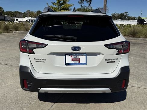 Certified 2022 Subaru Outback Touring w/ Popular Package #2 image 5