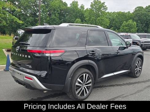 Used 2025 Nissan Pathfinder Platinum w/ Cargo Package AWD/4WD image 3