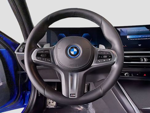 Used 2023 BMW 330e w/ M Sport Package RWD image 11