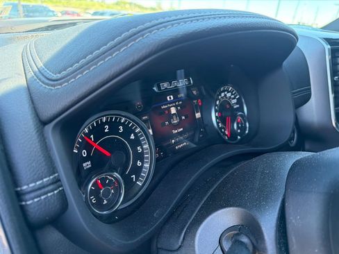 Used 2022 RAM 2500 Laramie AWD/4WD image 5