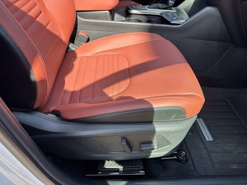 Used 2026 Kia Sportage SX image 16