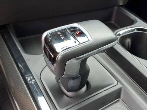 Used 2024 Chevrolet Silverado 1500 ZR2 w/ Technology Package AWD/4WD image 9