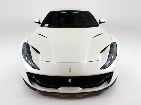 Used 2020 Ferrari 812 Superfast RWD image 62