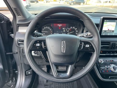 Used 2022 Lincoln Corsair AWD w/ Equipment Group 101A image 16