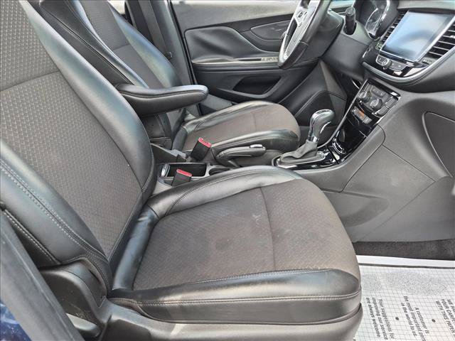 Used 2020 Buick Encore Preferred FWD image 18