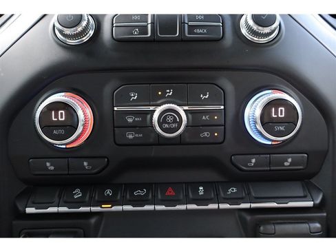 Used 2020 GMC Sierra 1500 SLE w/ SLE Value Package AWD/4WD image 31
