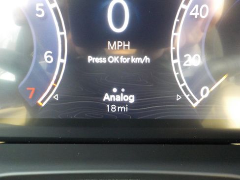 New 2026 Jeep Grand Cherokee Limited w/ Trailer Tow Package AWD/4WD image 20