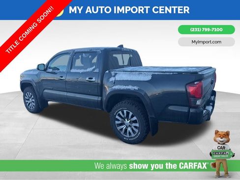 Used 2020 Toyota Tacoma Limited w/ Blackout Package image 4