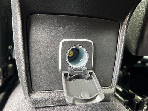 Used 2025 Jeep Compass Limited image 29