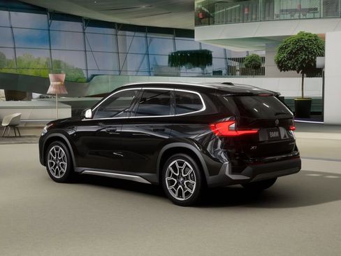 New 2026 BMW X1 xDrive28i w/ Convenience Package image 2