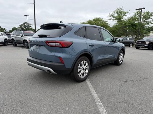 Used 2025 Ford Escape Active FWD image 8