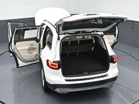 Used 2023 Mercedes-Benz GLB 250 image 46