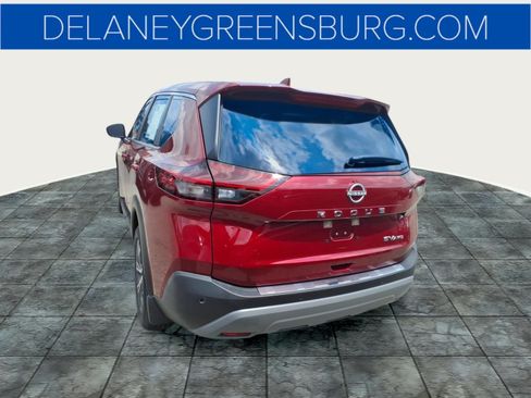 Used 2023 Nissan Rogue SV AWD/4WD image 4