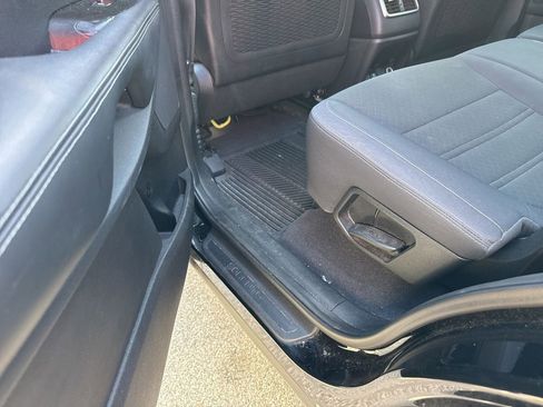 Used 2016 Kia Sorento LX w/ LX Convenience Package image 22