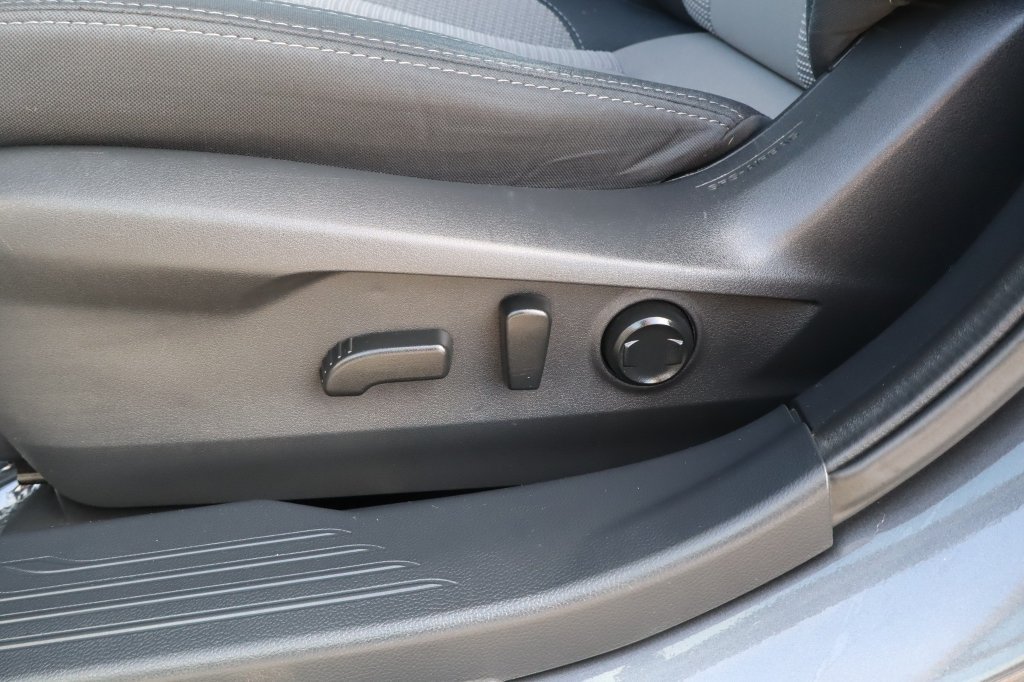 Used 2025 Subaru Outback Premium AWD/4WD image 22