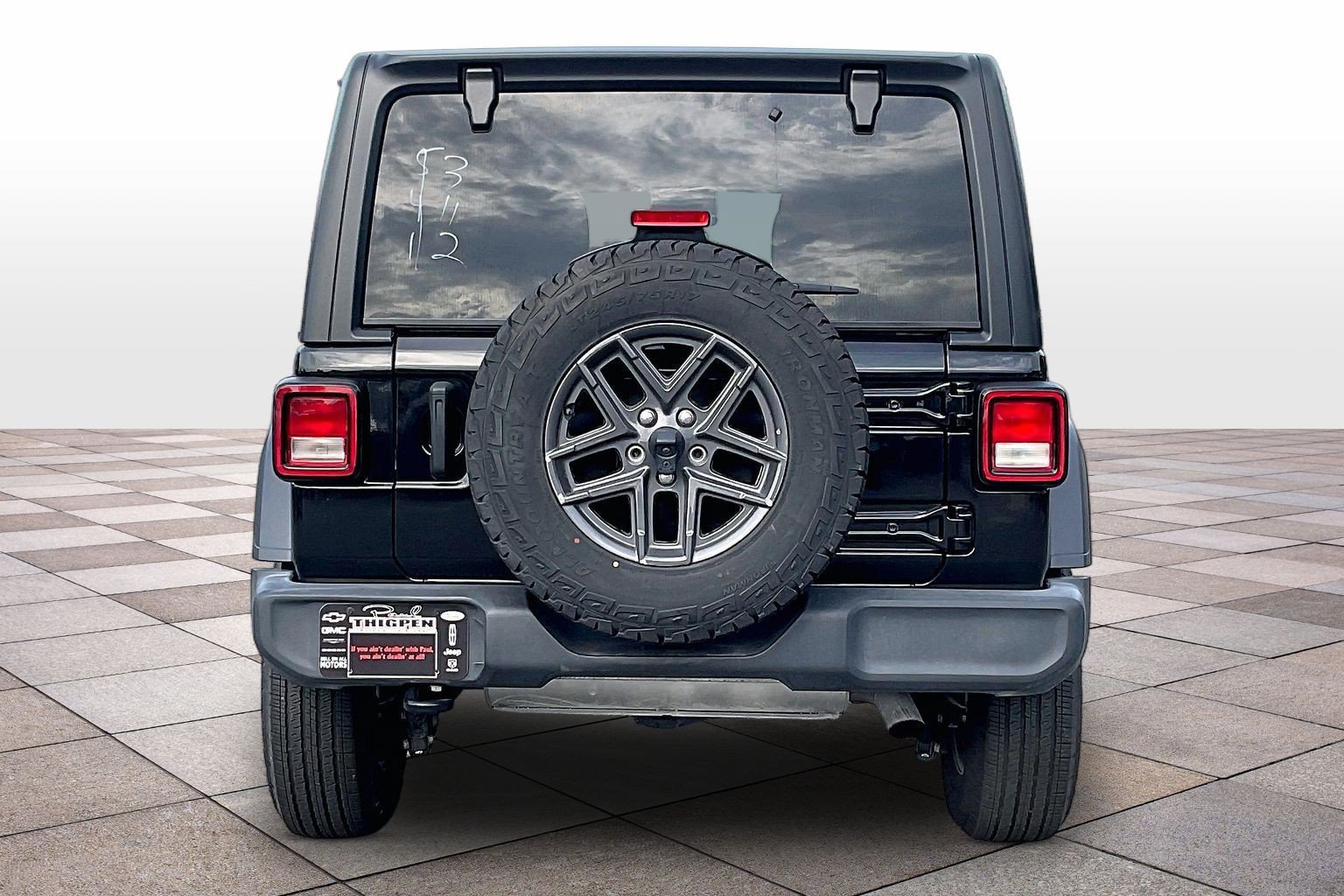 Used 2024 Jeep Wrangler Unlimited Sport AWD/4WD image 5