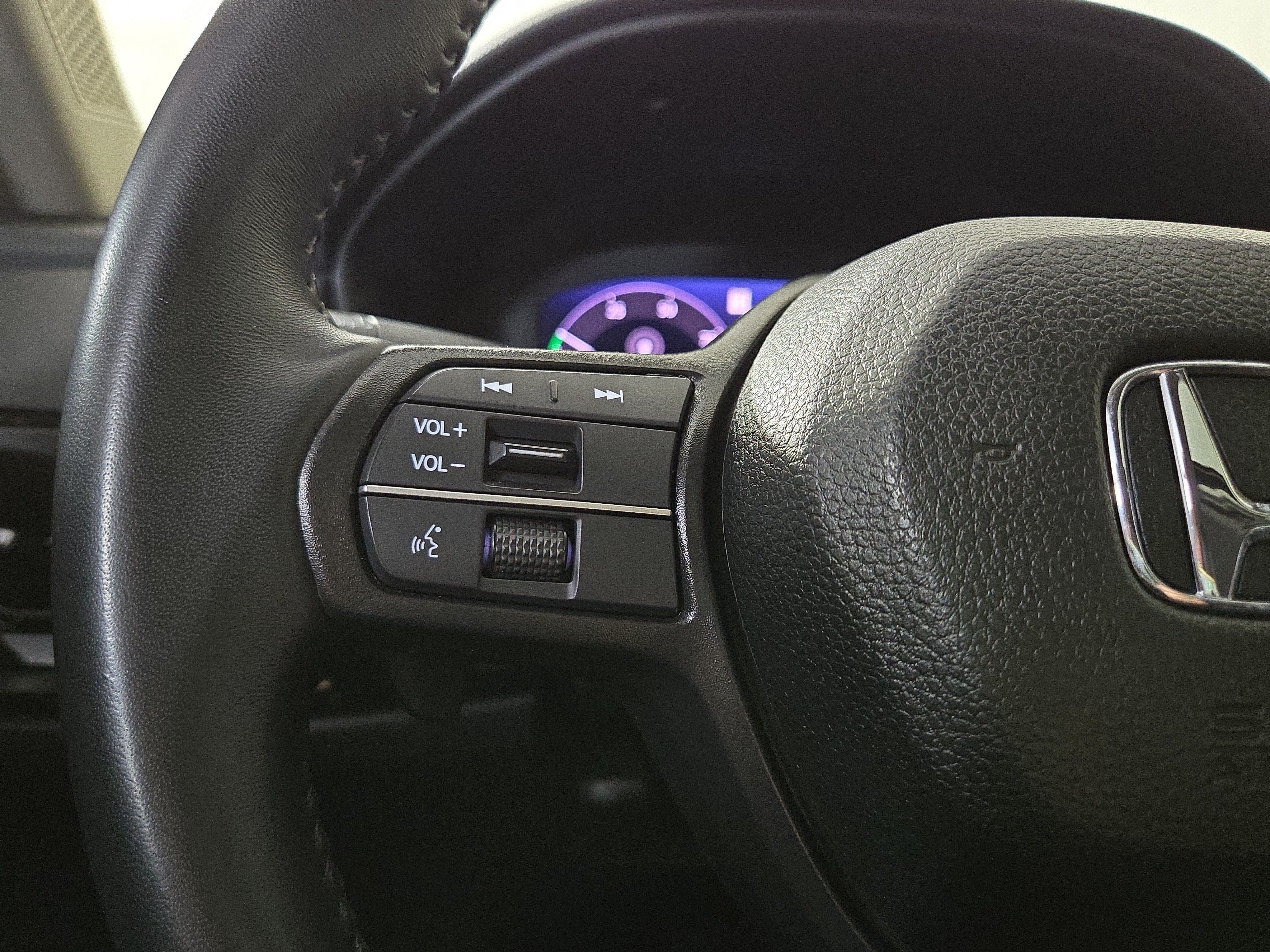 Used 2025 Honda Accord EX-L image 15