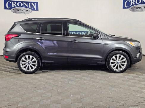 Used 2019 Ford Escape SEL AWD/4WD image 18