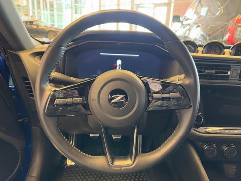 Certified 2024 Nissan Z Performance w/ Floor Mat Package image 14