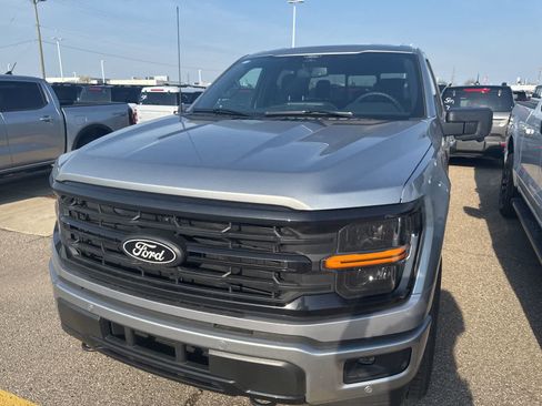 New 2026 Ford F150 XLT w/ Equipment Group 302A MID AWD/4WD image 21