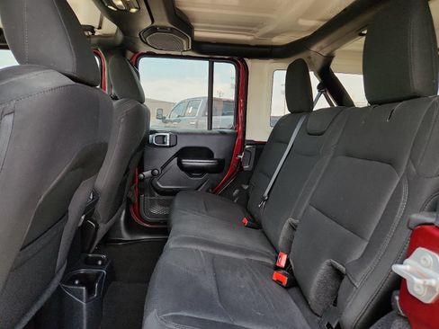 Used 2021 Jeep Wrangler Unlimited Sport AWD/4WD image 8