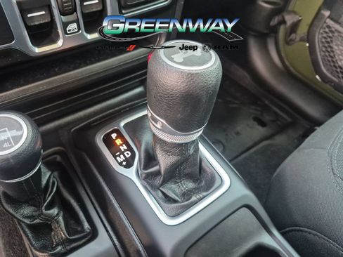 Used 2021 Jeep Wrangler Unlimited Sport AWD/4WD image 18