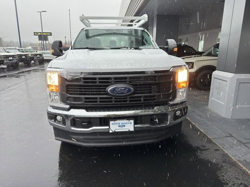 New 2026 Ford F250 XL w/ XL Chrome Package image 2