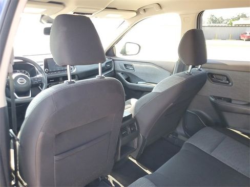 Used 2021 Nissan Rogue S image 10