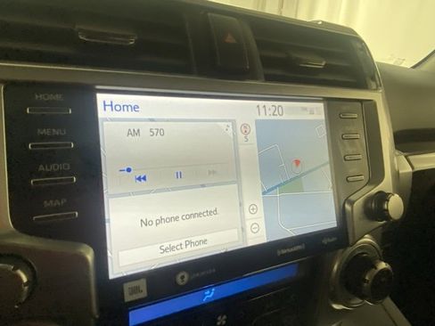 Used 2022 Toyota 4Runner Limited image 18