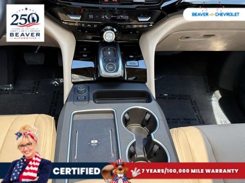 Used 2025 Acura MDX SH-AWD w/ Technology Package image 19
