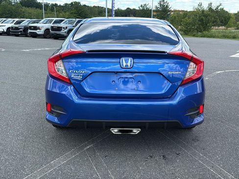 Used 2020 Honda Civic Sport image 8