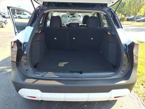 New 2026 Nissan Kicks SV w/ SV Premium Package image 32