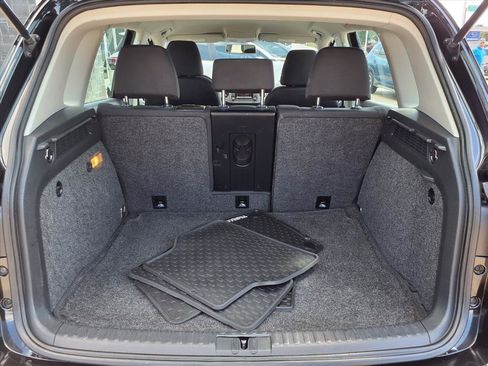 Used 2017 Volkswagen Tiguan Limited image 18