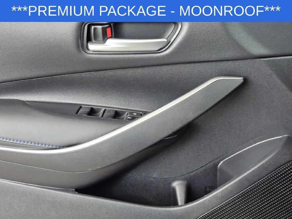 Used 2021 Toyota Corolla SE w/ SE Premium Package FWD image 23