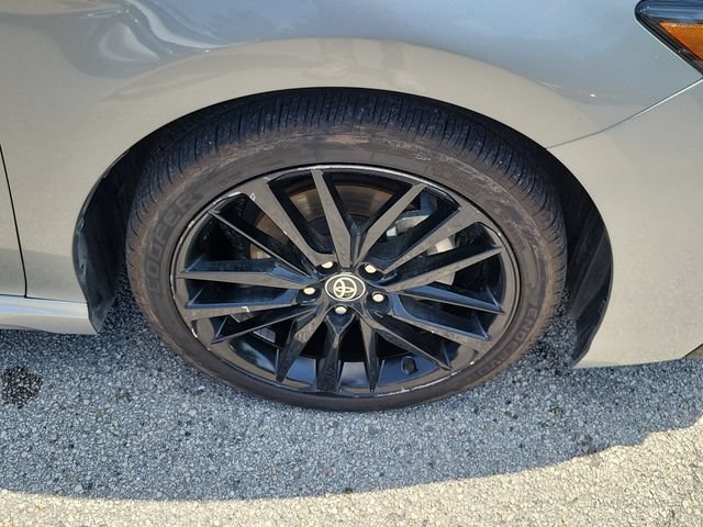 Used 2024 Toyota Camry XSE FWD image 7