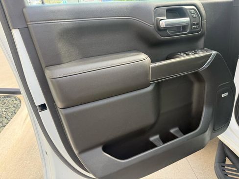 Used 2020 GMC Sierra 2500 AT4 w/ AT4 Premium Package AWD/4WD image 12