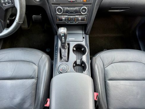 Used 2018 Ford Explorer XLT w/ Equipment Group 202A image 26