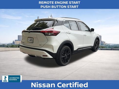 Used 2023 Nissan Kicks SR w/ SR Premium Package FWD image 5