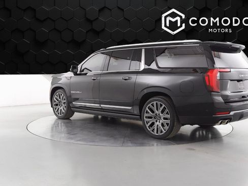 Used 2025 GMC Yukon XL Denali Ultimate image 5