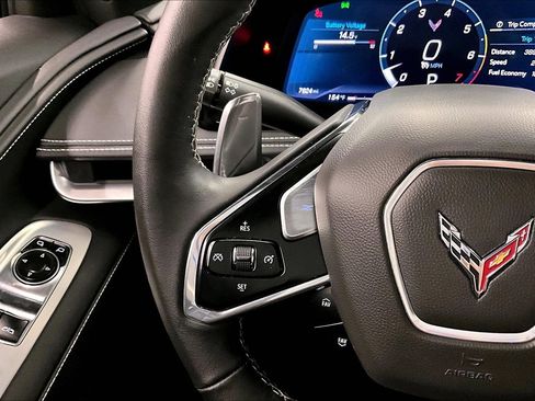 Used 2021 Chevrolet Corvette Stingray Coupe w/ 1LT RWD image 23