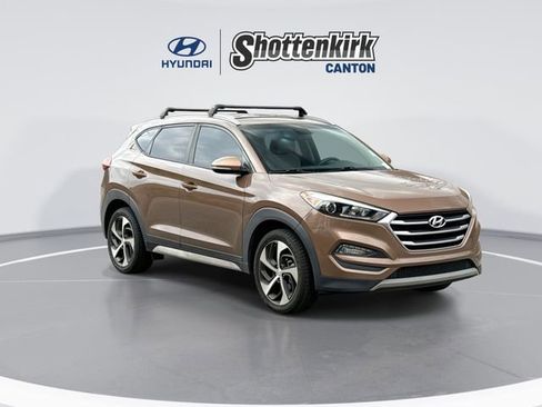 Used 2017 Hyundai Tucson Sport image 2
