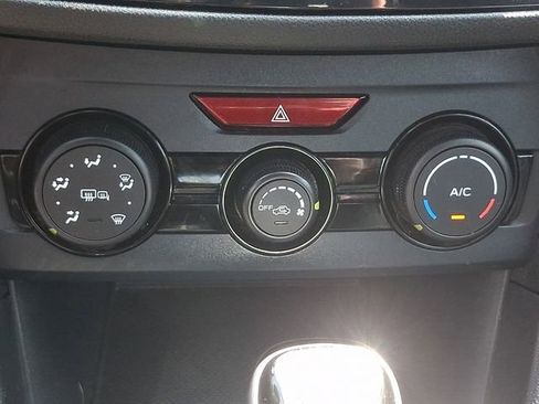 Used 2018 Subaru Impreza 2.0i Sport image 17