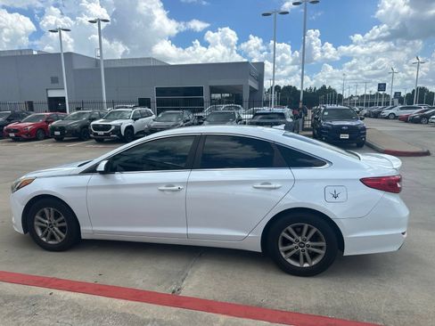 Used 2015 Hyundai Sonata SE FWD image 5