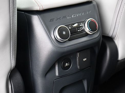 New 2026 Ford Explorer Active AWD/4WD image 23