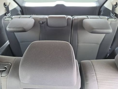 Used 2021 Toyota Highlander L AWD/4WD image 27