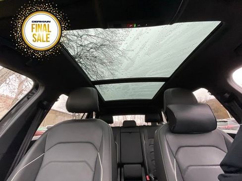 Used 2024 Volkswagen Tiguan SEL R-Line image 19