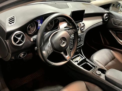 Used 2015 Mercedes-Benz GLA 250 4MATIC image 18