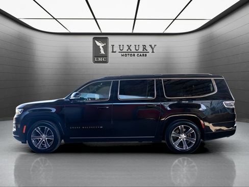 Used 2024 Jeep Grand Wagoneer L 4WD image 5