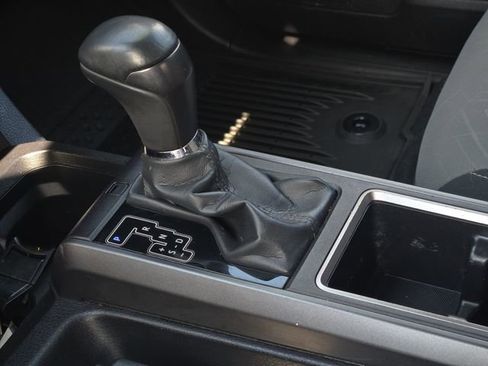 Certified 2023 Toyota Tacoma TRD Off-Road AWD/4WD image 22