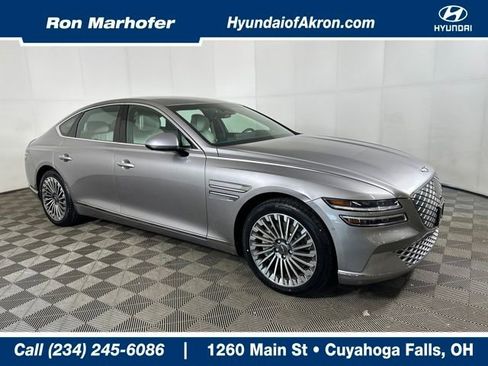 Used 2023 Genesis G80 image 1